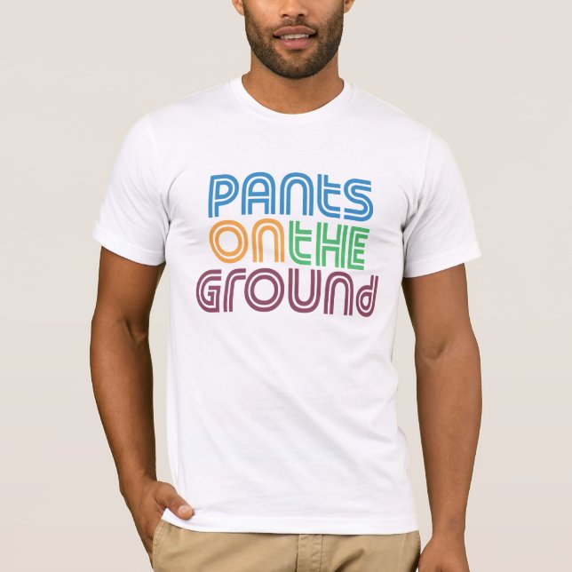 Camiseta Calças na terra (Frente)