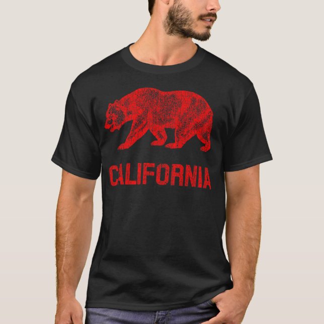 Camiseta California Republic Flag Distressed Bear (Frente)