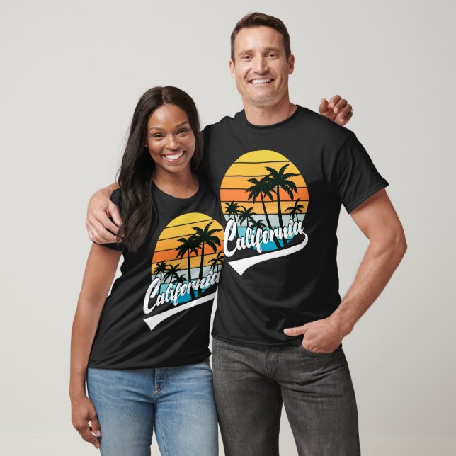 Camiseta California Retro Sunset T Shirt (Unissex)