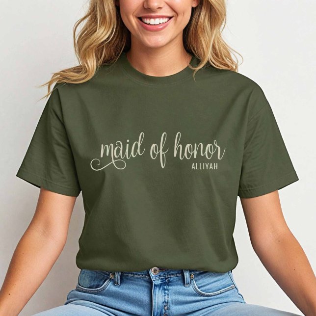 Camiseta Caligrafia natural na Madrinha de casamento fatica (Natural on Fatigue Green Maid of Honor Tshirt)