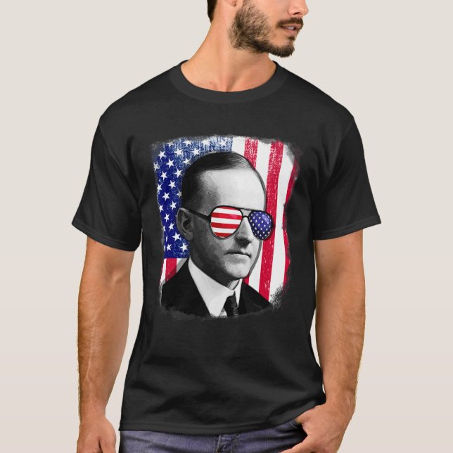 Camiseta Calvin Coolidge USA Bandeira 4 De Julho (Frente)