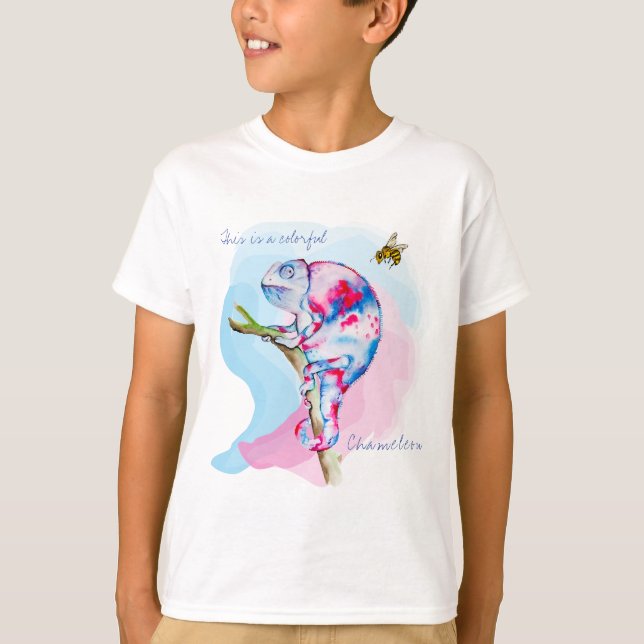 Camiseta Camaleão e abelha coloridos brilhantes. (Frente)