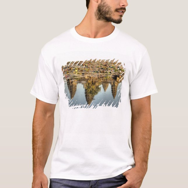 Camiseta Camboja, Angkor Wat. Reflexo do templo (Frente)
