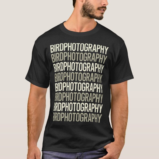 Camiseta Câmera Fotográfica de Texto Branco (Frente)