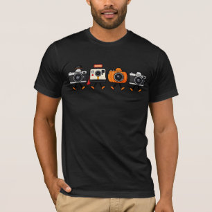 Camiseta Câmeras retrô fofas caminhando juntas