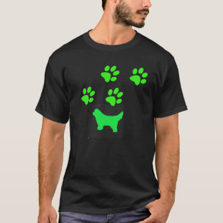 Camiseta Caminhada do ~ do cão de Terra Nova por todo o