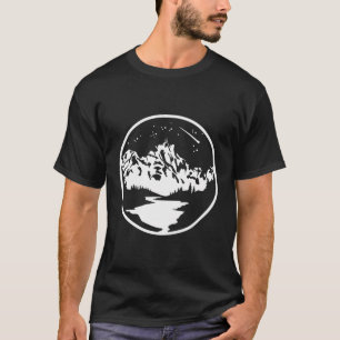 Camiseta Caminhando pela Natureza Montanhas do Trevo Flores
