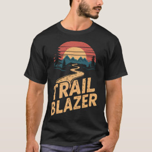 Camiseta Caminhante de Montanha Vintage Pioneiro de Trilha