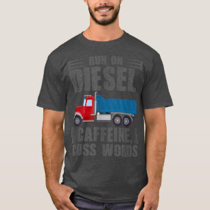 Camiseta Caminhante em Cafeína Diesel Palavras Cuscadas Dum