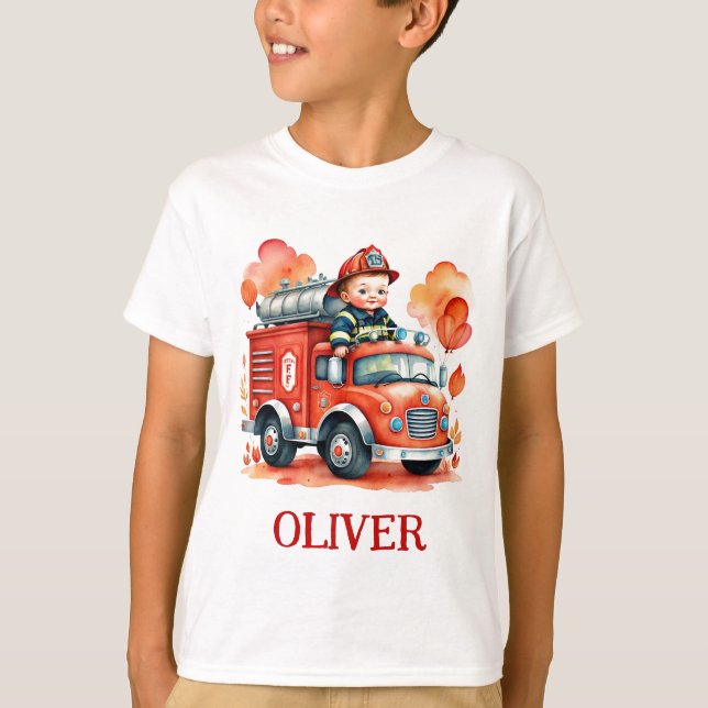 Camiseta Caminhão de Bombeiros e Bombeiro Fofo (Frente)