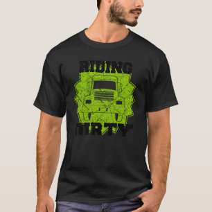 Camiseta Caminhão Sorridente Lixo Latas Sujas Dia de Recicl