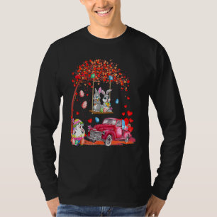 Camiseta Caminhão Vermelho Bonito Com Ovos De Páscoa E Sabo