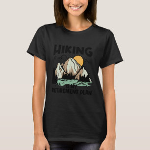 Camiseta Caminhar é Meu Plano de Aposentadoria Montanhista