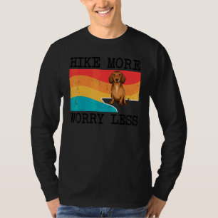 Camiseta Caminhe Mais Preocupe Menos Dachshund Marrom Gráfi