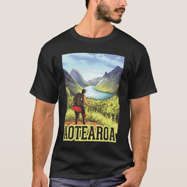 Camiseta Caminho em Aotearoa retro backpacker viagem para N (Frente)