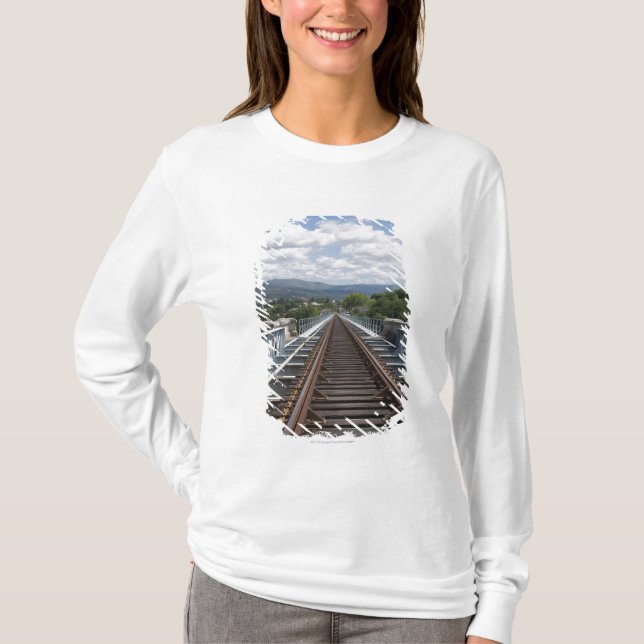 Camiseta Caminhos de ferro sobre a ponte de Eiffel (Frente)