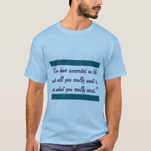Camiseta "Camisa azul clara com aspas inspiracionais"