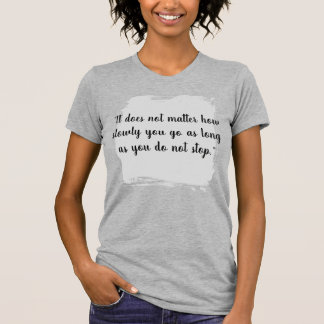 Camiseta “Camisa confortável e larga com um estilo coreano