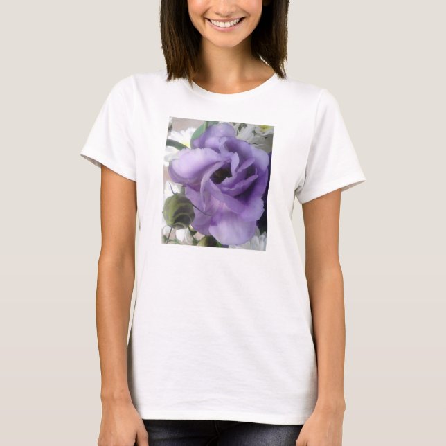 Camiseta Camisa-T simples, fluida, com flor roxa (Frente)