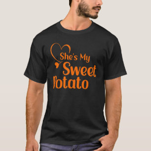 Camiseta CamisaCasais de Ação de Graças Ela é minha querida