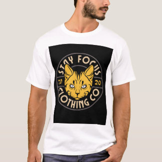Camiseta “Camiseta Branca de Manga Longa com Desenho de Gat