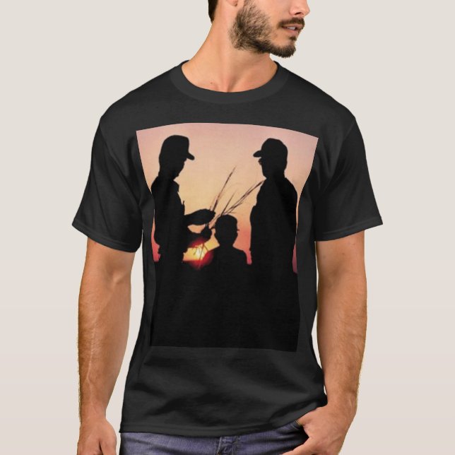 Camiseta Camiseta-camiseta de fazendeiros e domingos (Frente)