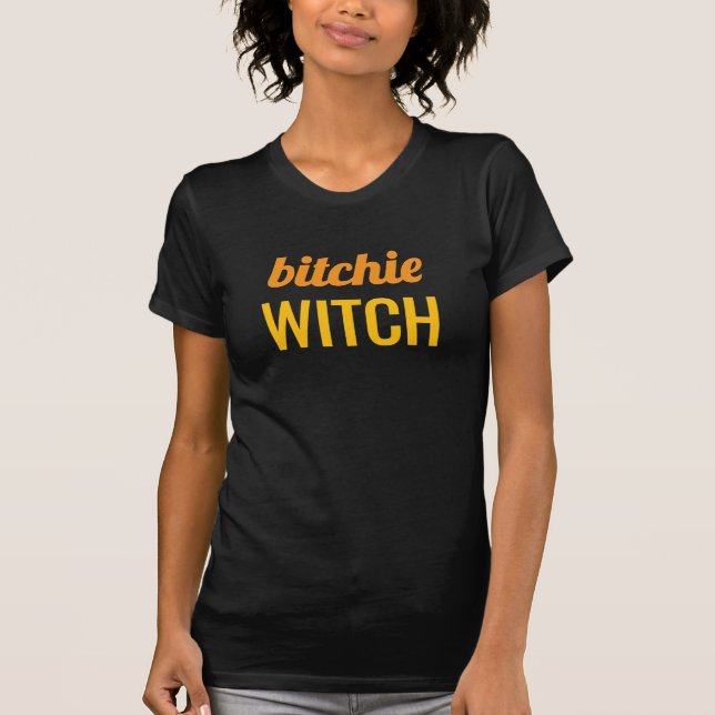 Camiseta Camiseta: HALLOWEEN bBruxa #2 (Frente)