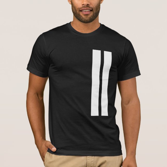 Camiseta Camiseta-T de Homens Pretos e Brancos (Frente)