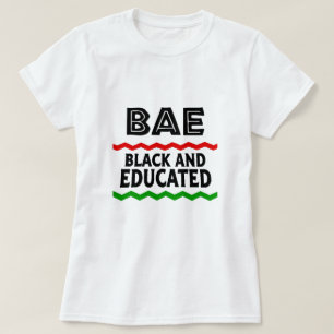 Camiseta Camiseta-T educada e preta-base