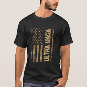 Camiseta Camo American Flag T Shirt Ultra Maga Distante