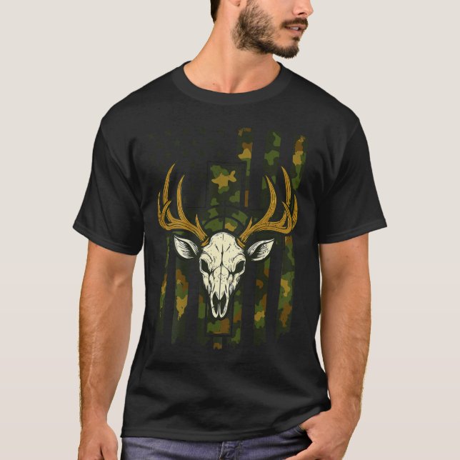 Camiseta Camo Deer Hunting Elk Skull American Flag Youth Bo (Frente)