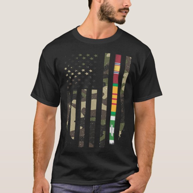 Camiseta Camouflage Flag American USA Patriotic US Vietnam  (Frente)