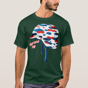 Camiseta Camouflage Helmet Veterans Day