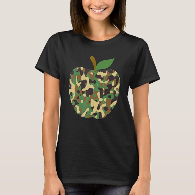Camiseta Camouflaged Apple First Day Of School Teaching Tea (Frente)