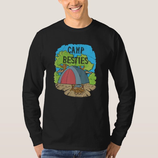 Camiseta Camp Besties Acampando Amigos E Parte Do Backpacke (Frente)