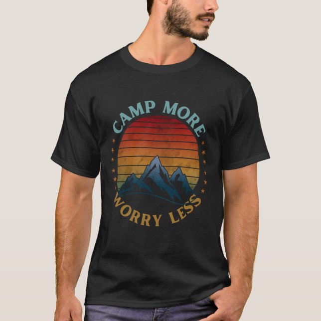 CAMISETA CAMP MAIS PREOCUPADO MENOS (Frente)