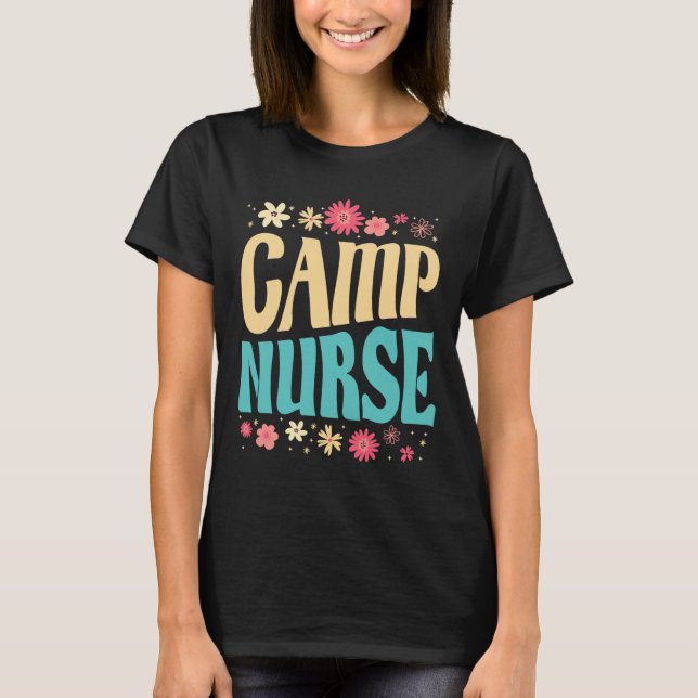 Camiseta Camp Nurse Floral Outfit Summer Camping Registered (Frente)