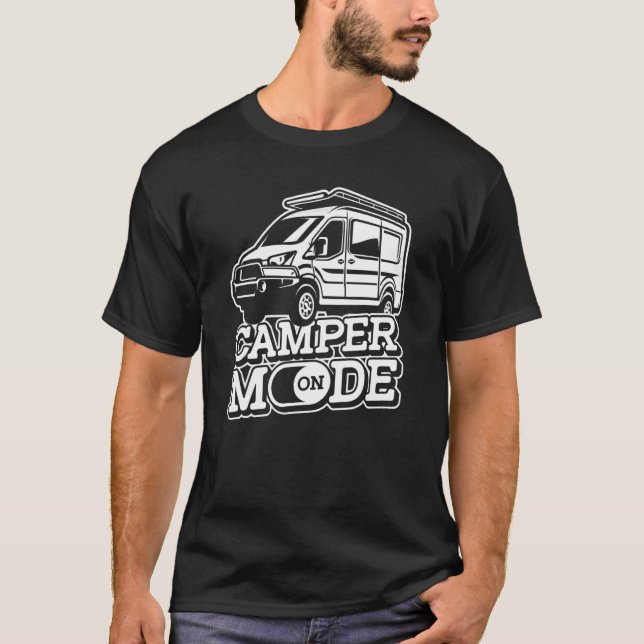 Camiseta Camper Mode On Van Viagem Vacer Road Traveler (Frente)