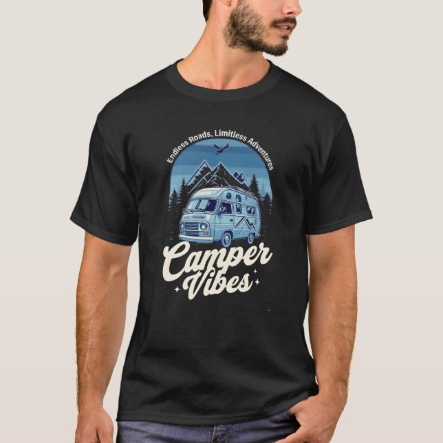 Camiseta Camper Vibes Van - Aguardam Aventuras Sem Limites (Frente)