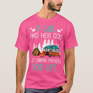 Camiseta Camping 365 A Girl Her Dog Melhores Parceiros De C