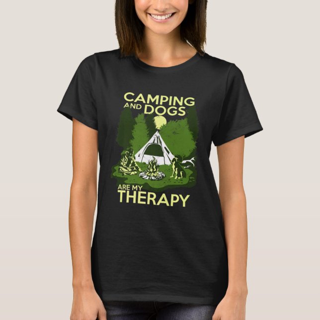 Camiseta Camping And Dogs Are My Therapy (Frente)