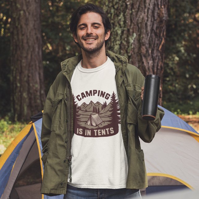Camiseta Camping Está Em T-Shirt (Criador carregado)