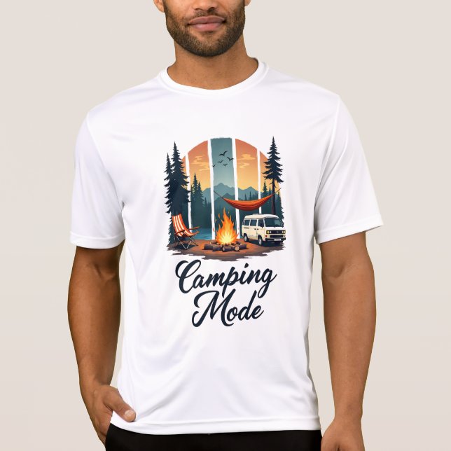Camiseta Camping Mode T-Shirt Adventure in Nature Graphic (Frente)