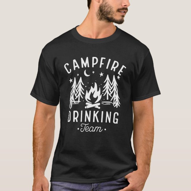 Camiseta Campista Feliz do Bebendo de Campfire (Frente)