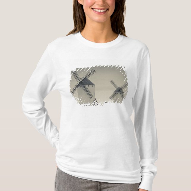 Camiseta Campo de Criptana, antigos moinhos de vento da Man (Frente)