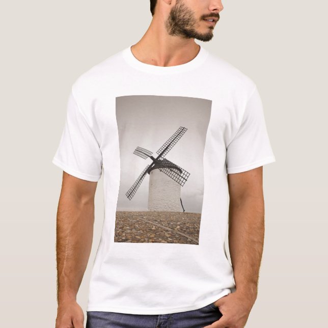 Camiseta Campo de Criptana, antigos moinhos de vento da Man (Frente)