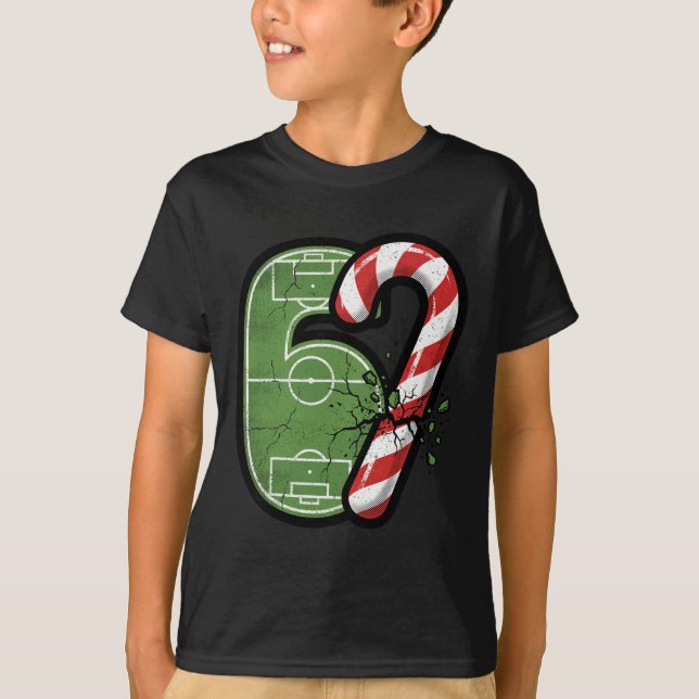 Camiseta Campo de Futebol de Candy Cane 67 Quebrado Natal E (Frente)