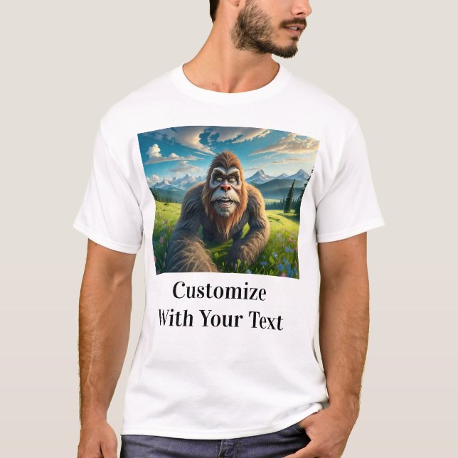 Camiseta Campo de Reprodução de Pé-Grande Sorridente (Frente)