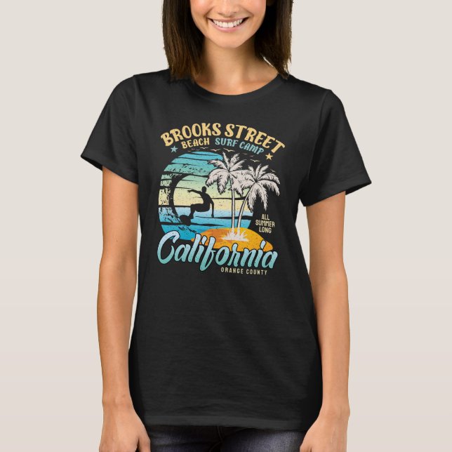 Camiseta Campo de Surf da praia Brooks Street, surfando na  (Frente)