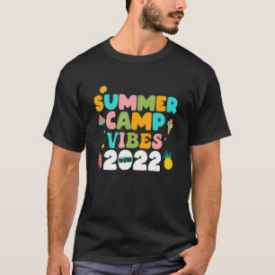 Camiseta Campo de Verão Vibes 2022 Férias de acampamento Vi